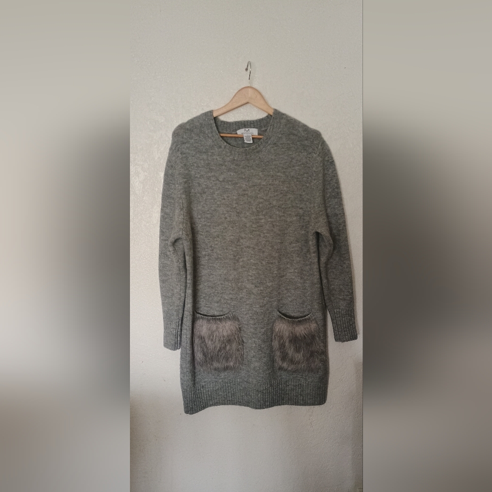 Magaschoni Gray Sweater with Faux Fur Accents